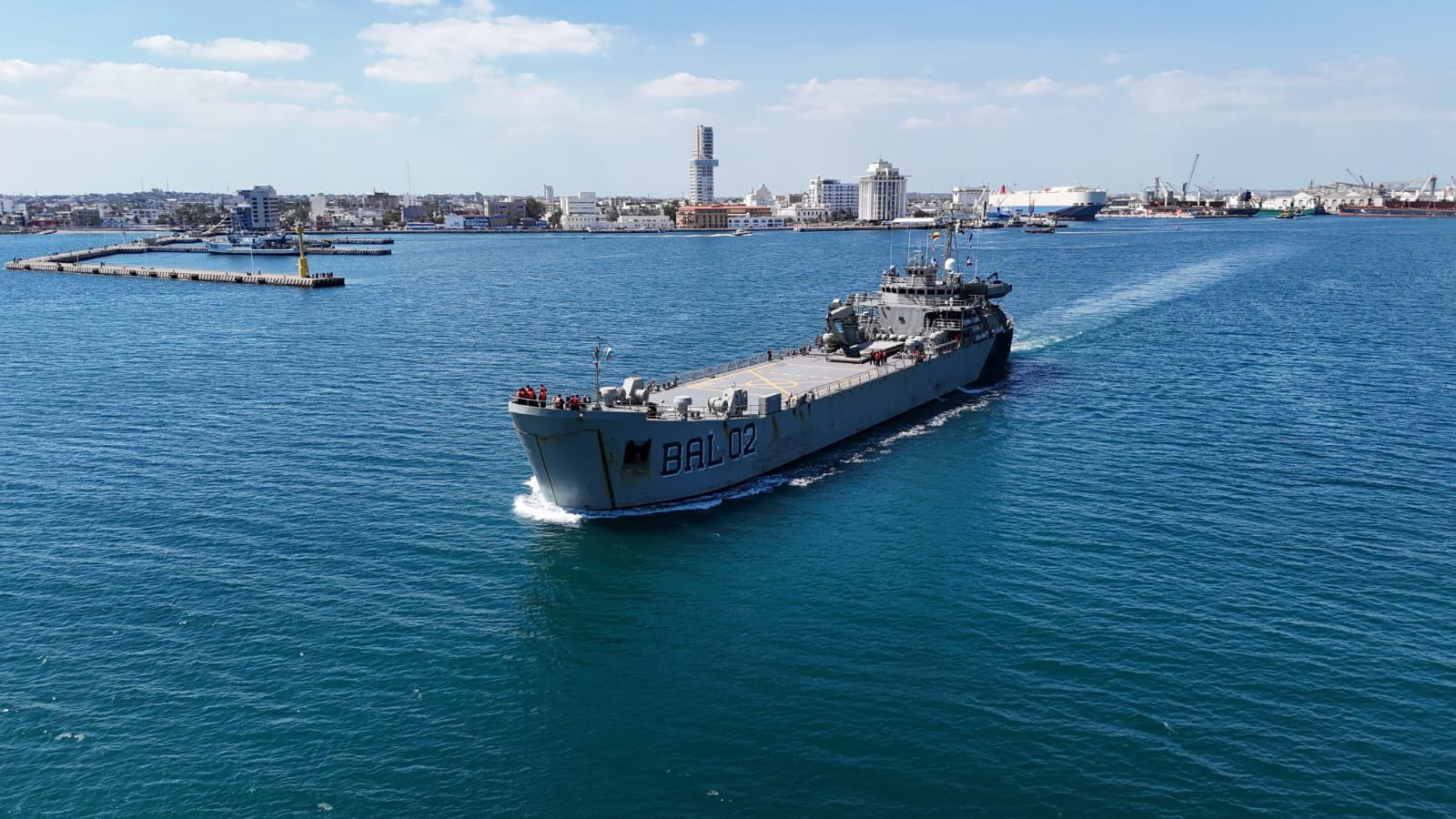 México envía más de 800 toneladas de ayuda humanitaria a Cuba