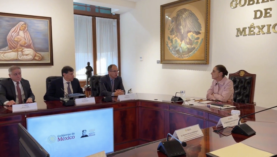 México impulsará producción de vacunas de ARN mensajero y desarrollo científico nacional