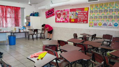 Suspenden clases en primaria y limpian aulas por caso de sarampión