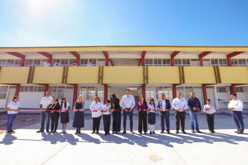 Inauguró Alcalde Carlos Peña Ortiz nueva Secundaria General
