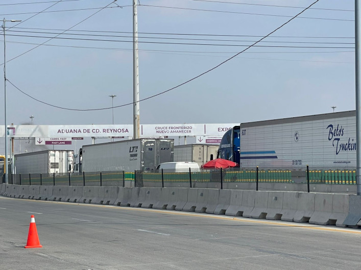 Caída de sistema provoca espera de más de 4 horas en puente Pharr