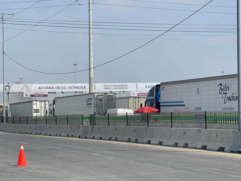 Caída de sistema provoca espera de más de 4 horas en puente Pharr