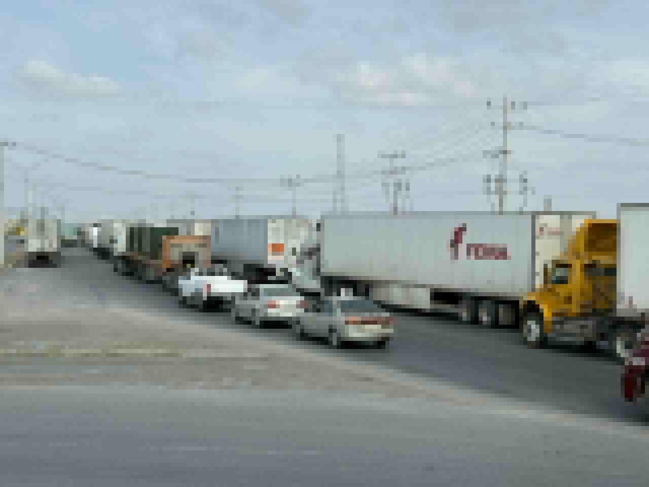 Caída del Sistema Nacional Afecta Cruces Fronterizos