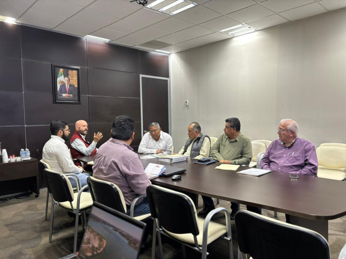 Participaron COMAPA y Obras Públicas en reunión para fortalecer proyectos hidráulicos