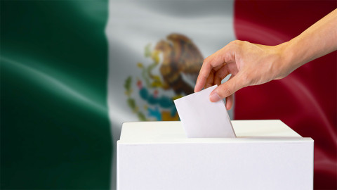 Sheinbaum hará la última revisión a la reforma electoral para enviarla al Congreso