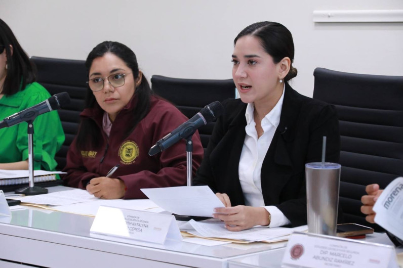 Reformas legislativas buscan proteger a las mujeres frente a agresiones en entornos digitales