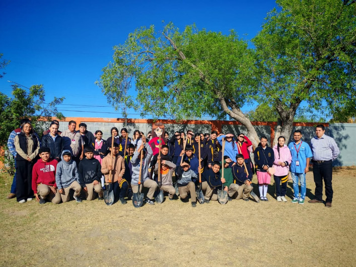 Fortalece Gobierno Municipal la educación ambiental en escuelas con acciones de reforestación