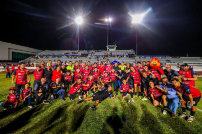 Felicitó Carlos Peña Ortiz al equipo Calor de Reynosa que avanza a la Liguilla
