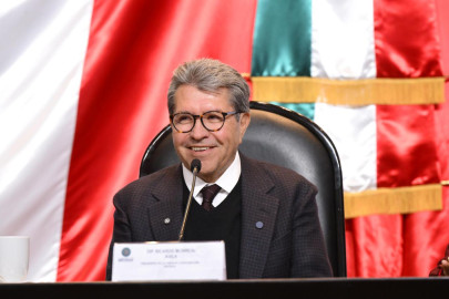 Diputados buscarán acuerdo para cubrir vacantes del INE: Monreal