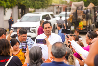 Exhorta Alcalde Carlos Peña Ortiz a evitar tirar basura para prevenir inundaciones
