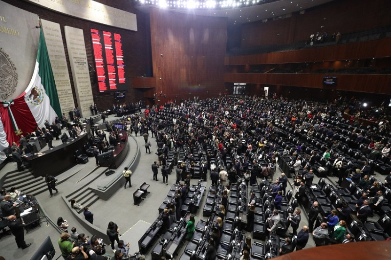 Diputados aprueban comisión del INE para revisar vínculos criminales de candidatos