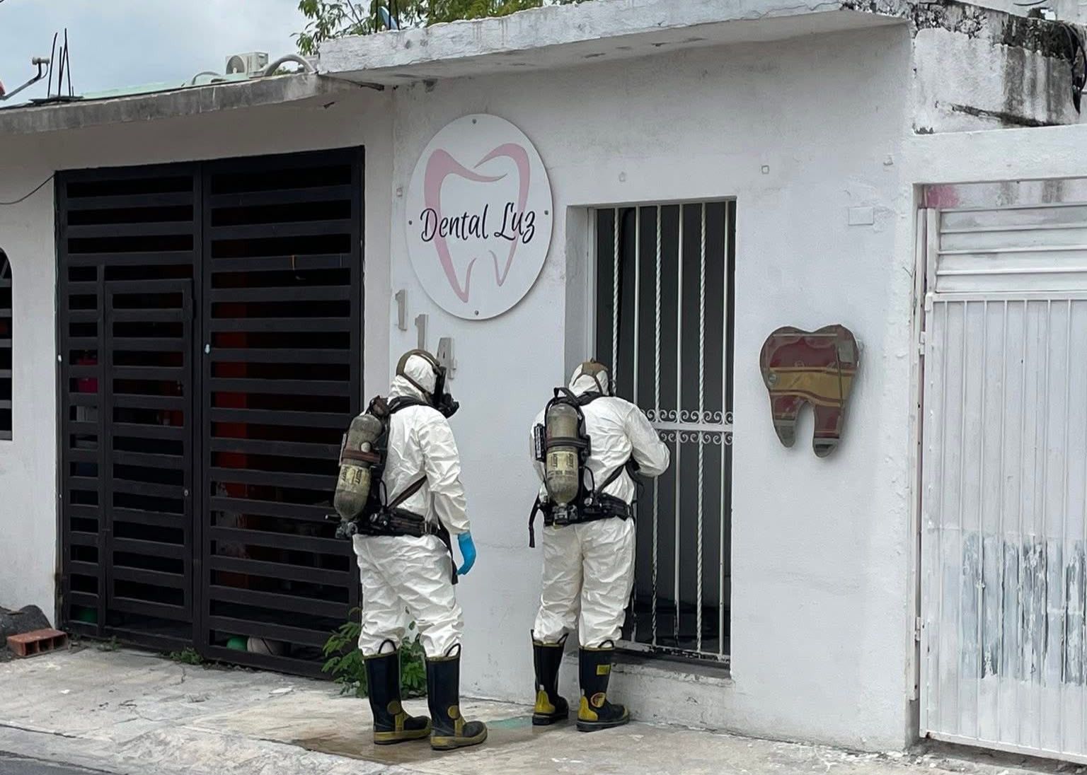 Moviliza derrame de equipo de rayos X a autoridades en Puerta del Sol