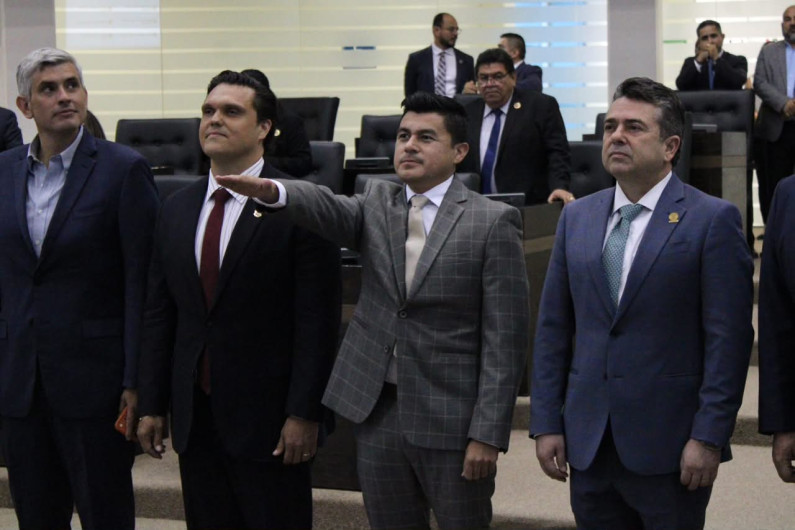 Designan a Luis Gerardo Charles Torres como Titular del Órgano Interno de Control del IETAM
