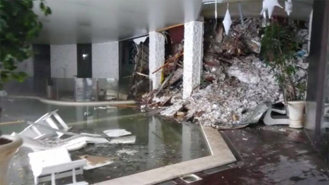 Avalancha de nieve sepulta hotel en Italia; reportan varios muertos