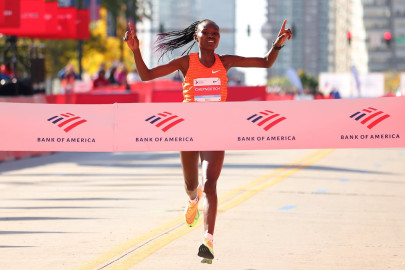 Ruth Chepngetich establece nuevo récord mundial en Chicago