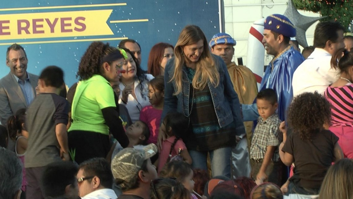 Acuden más de 600 familias al corte de Rosca en Reynosa 