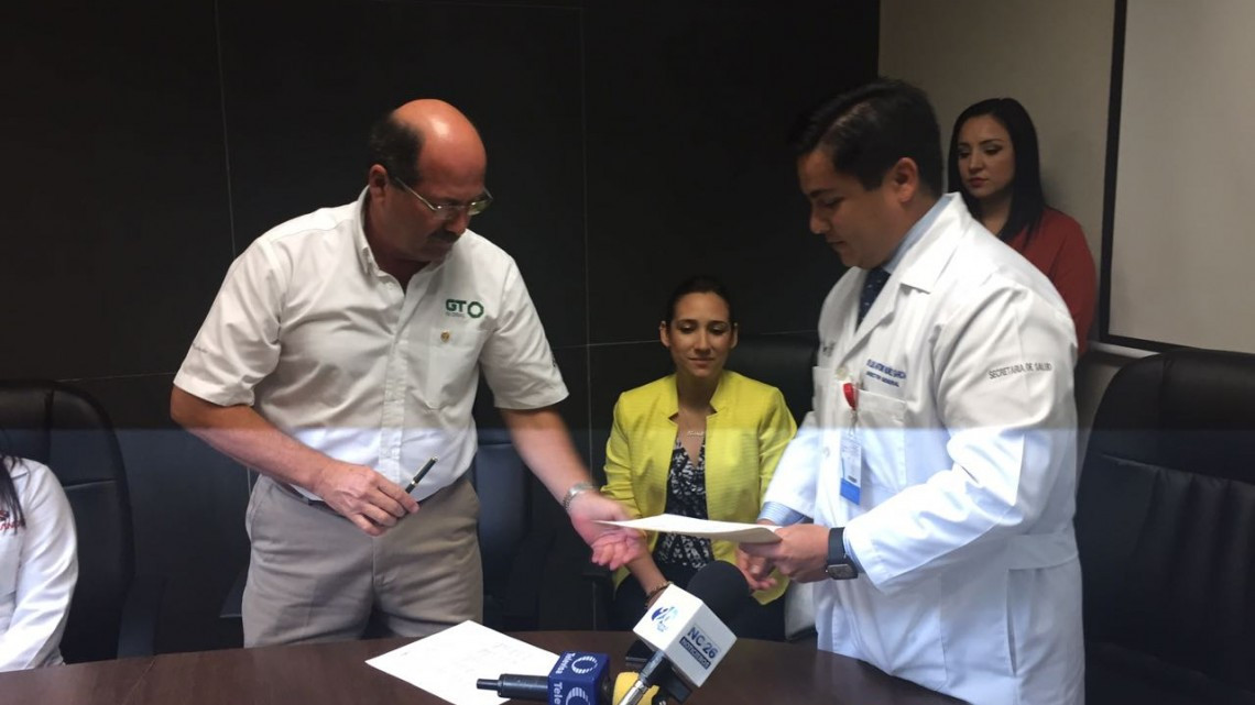 Dona sector salud 8 toneladas de ayuda humanitaria