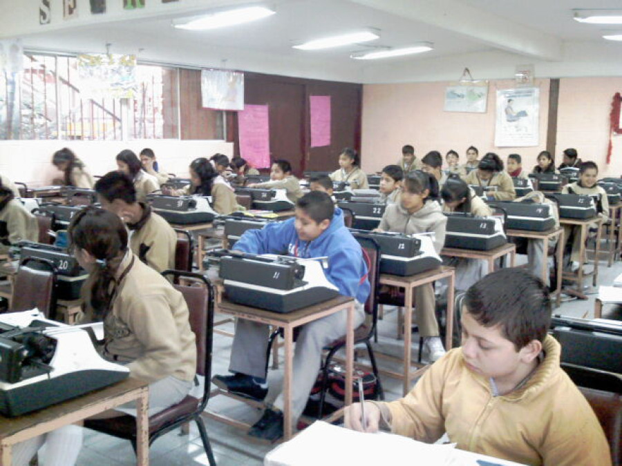 Cambios serán mayores en primer grado de Secundaria; eliminan talleres en Escuelas Técnicas