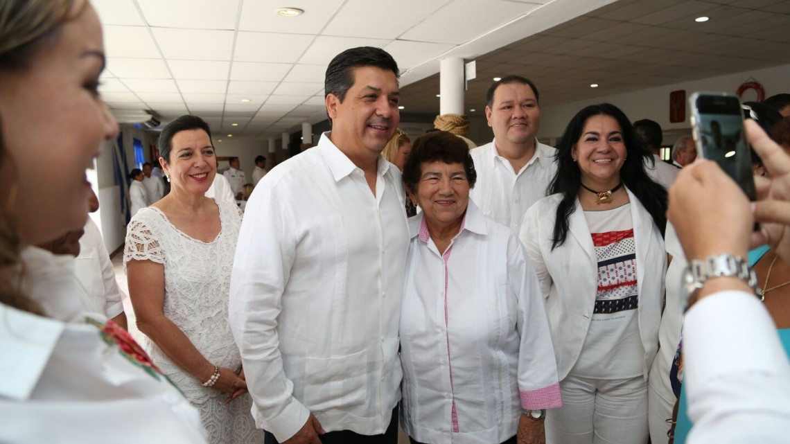 Reconoce Alcaldesa de Tampico labor de la Marina Armada de México