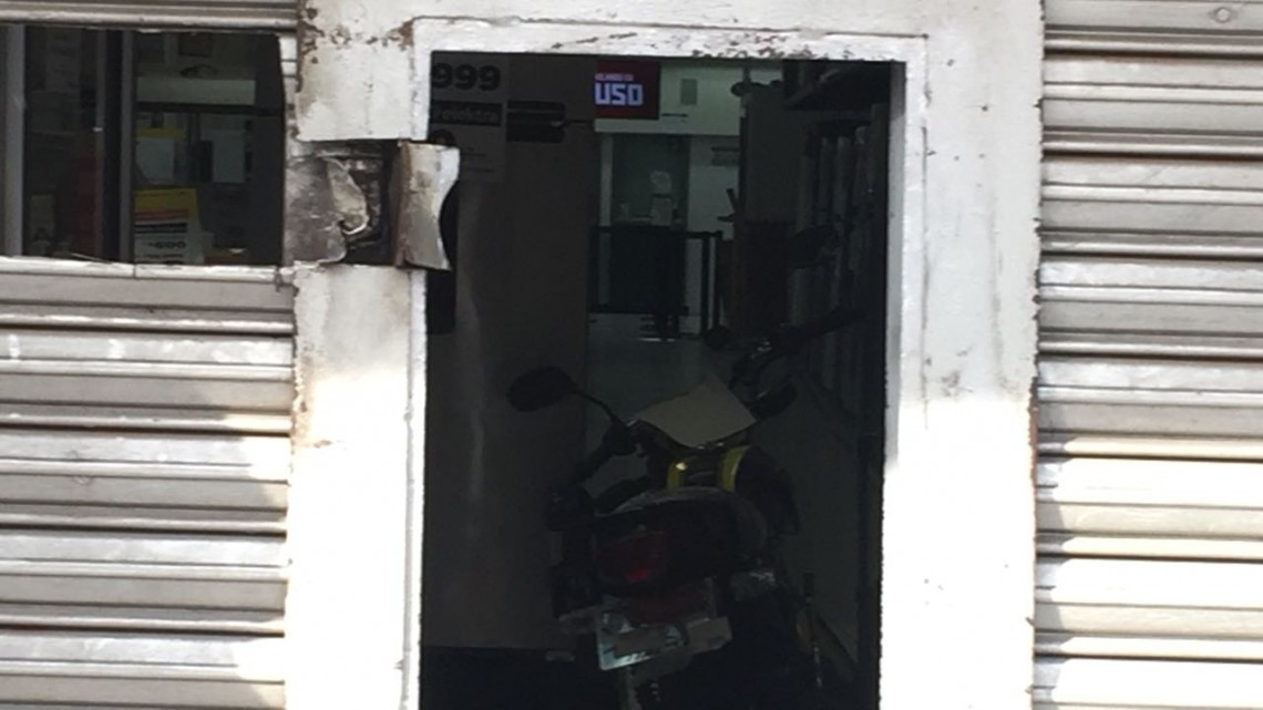 Asaltan Elektra en zona centro de Tampico