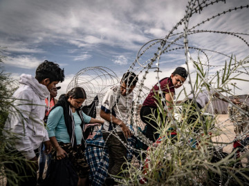 Corte Suprema levanta suspensión a ley de Texas que permite a policía detener a migrantes