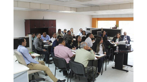 Unifican criterios jurídicos para elevar la productividad y competitividad