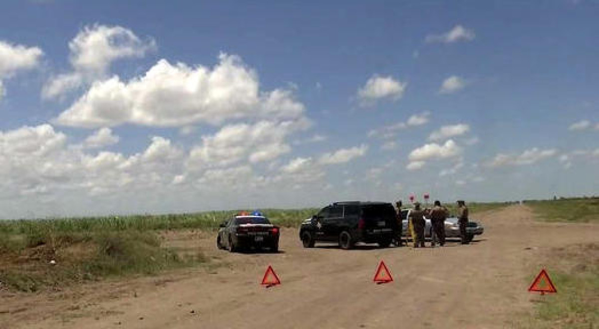 Hombre muere calcinado tras chocar contra cultivo de azúcar