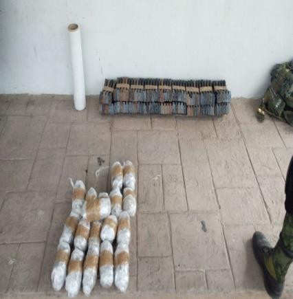 Aseguran cargadores de arma larga y cartuchos hábiles