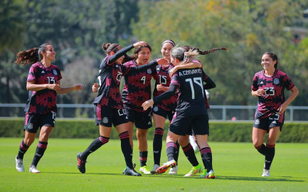 El Tri Femenil vence de manera contundente a Canadá 