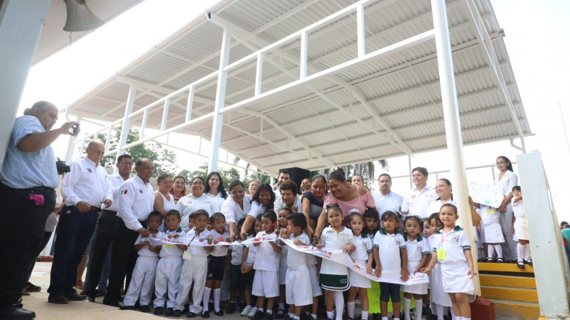 Entrega gobierno de Tampico techumbre en el jardín de niños “Benito Juárez”