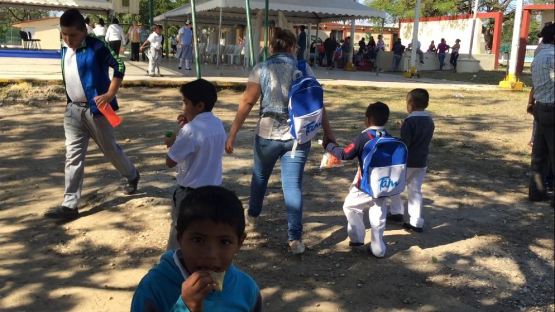 Sin contratiempos continúa ciclo escolar en escuelas