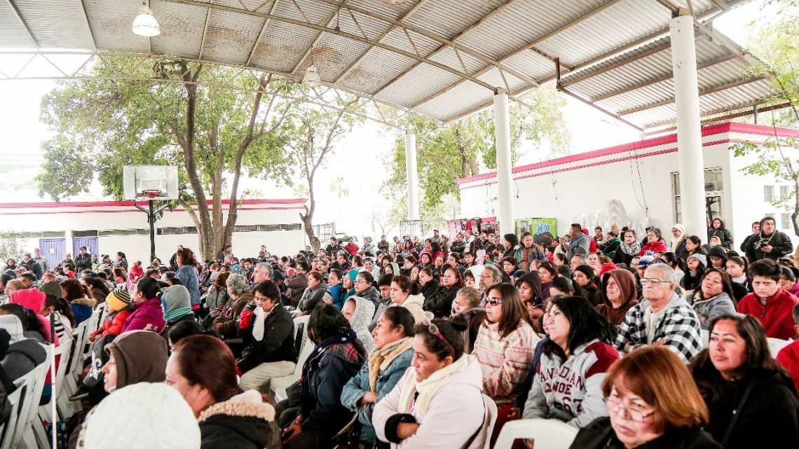 Beneficia DIF con becas "Contigo soy capaz"