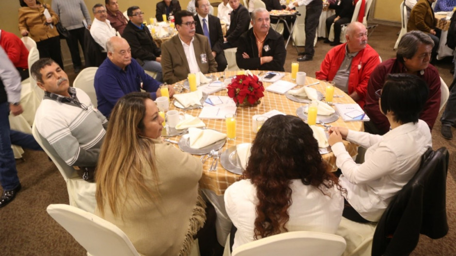 Trabajo de Maki Ortiz es reconocido por Magisterio