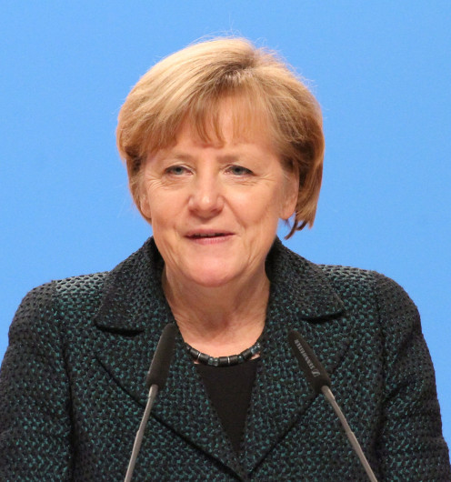 Europeos deben luchar por su futuro: Ángela Merkel
