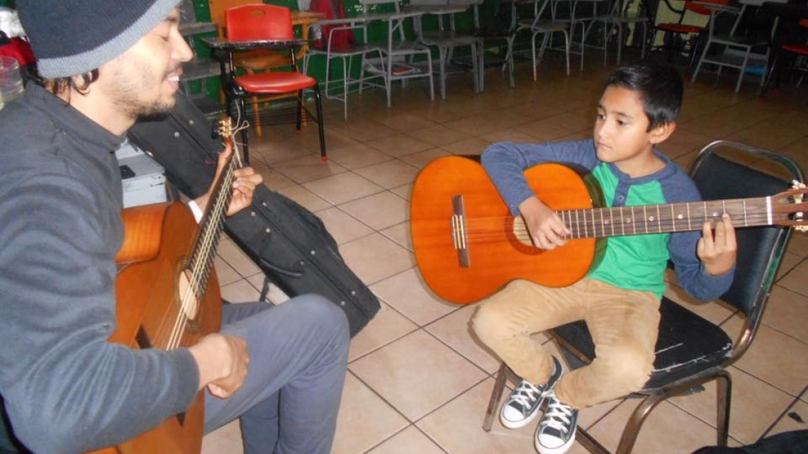 Concluyen clases de “El arte va a tu escuela”