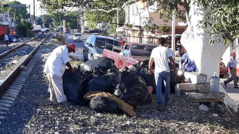 Rehabilitan parques y áreas verdes en Madero