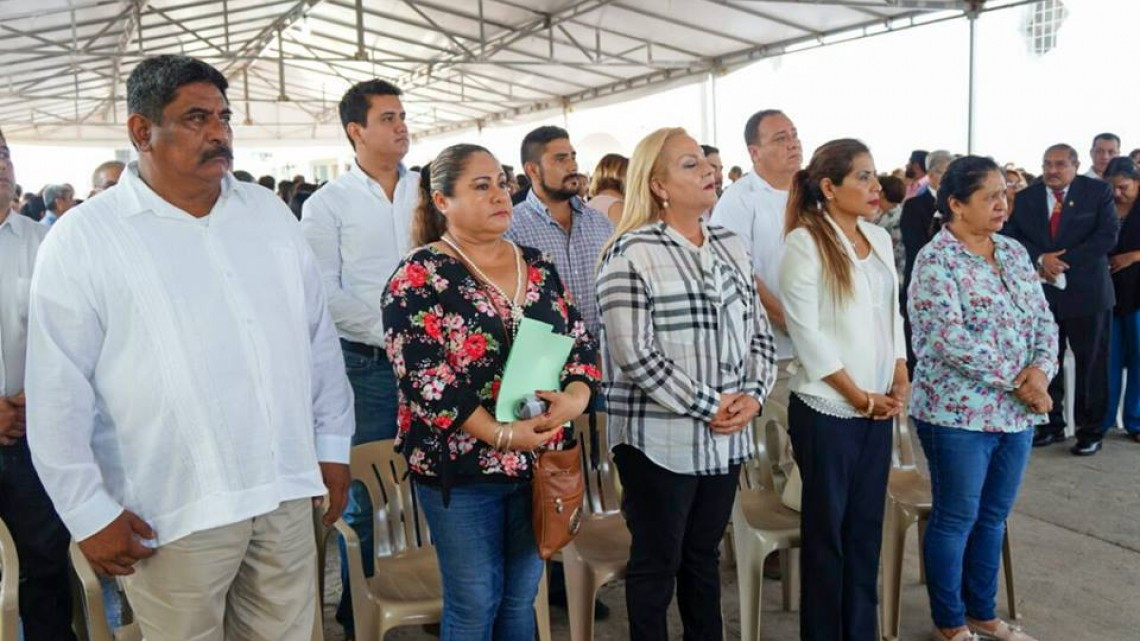 Alcaldesa acude a fiesta patronal de Santiago Apóstol