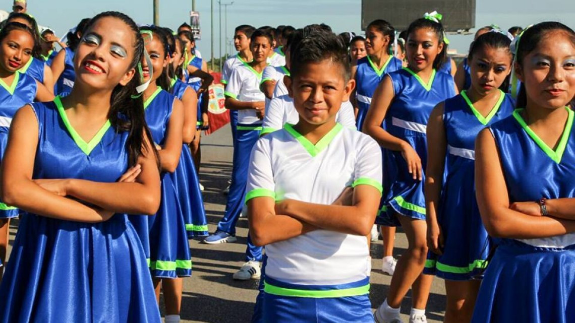 Realizan desfile por 107 Aniversario de la Revolución Mexicana