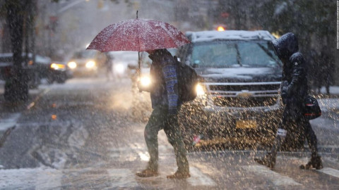 8 muertos tras paso de tormentas de nieve