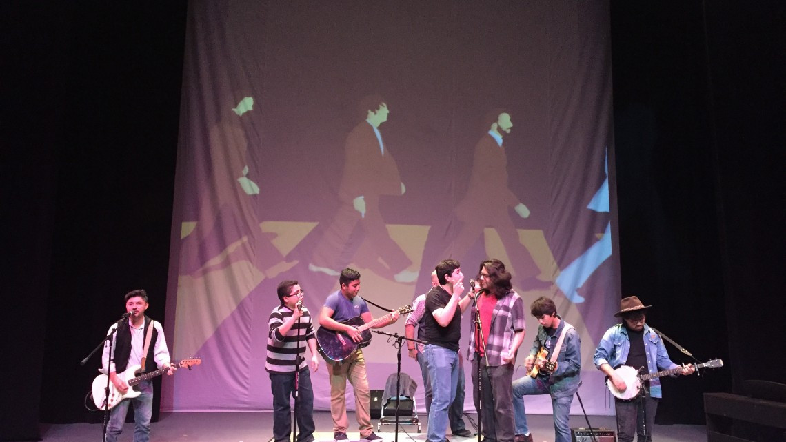 Se lleva con gran éxito tributo a los Beatles en Reynosa