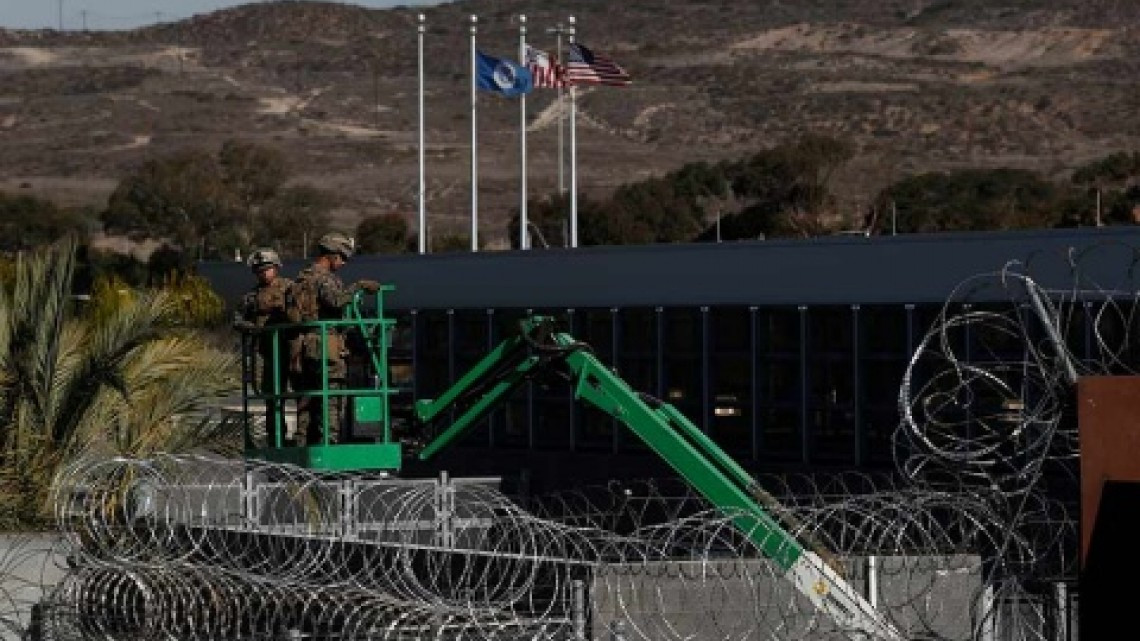 Trump reconoce trabajo del Ejército estadounidense en frontera