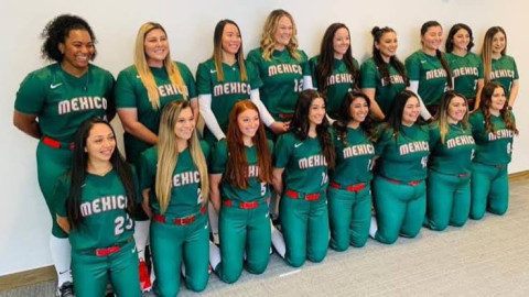 Selección Mexicana de Softbol se disculpa por polémica con uniformes en la Villa Olímpica