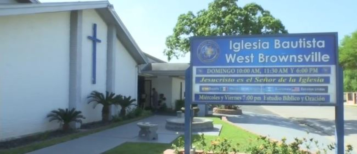 Iglesia de Brownsville se convierte en albergue para migrantes.