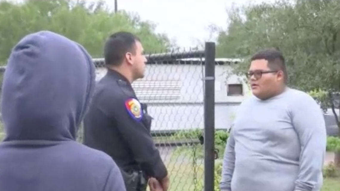 Entregan cientos de pavos a familias en Edinburg