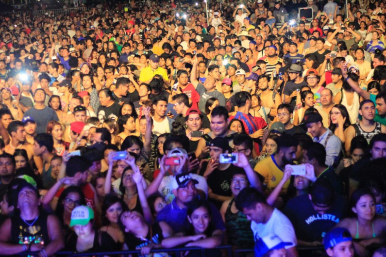 Impulsan actividad nocturna en Playa Miramar con gran concierto