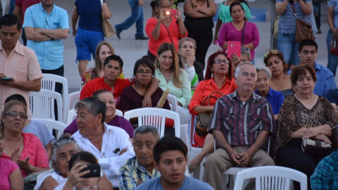 Orquesta de Pepe Ramos pone ritmo a la Plaza Principal