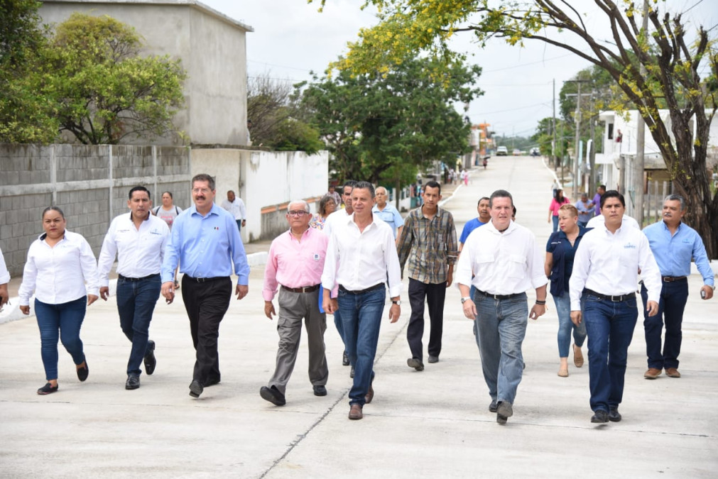 Moderniza Chucho Nader más calles en la zona norte de Tampico