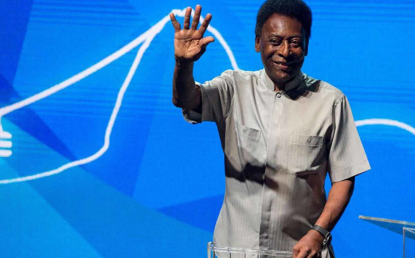 Pelé permanecerá en el hospital por infección urinaria