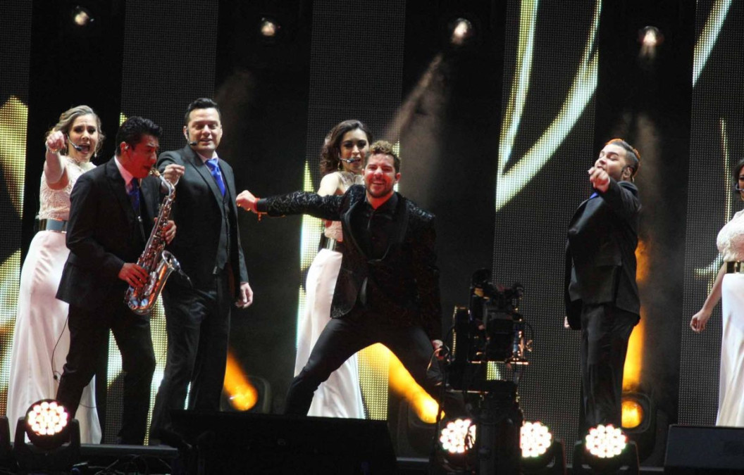 Homenaje a Juan Gabriel, un concierto lleno de sorpresas y emotivos momentos