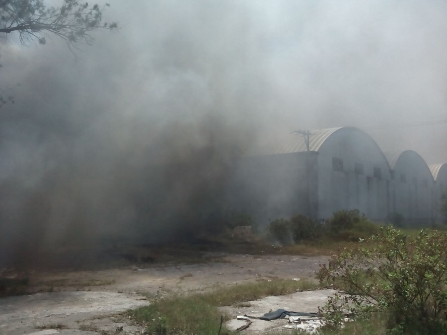 Incendio en instalaciones de Pemex